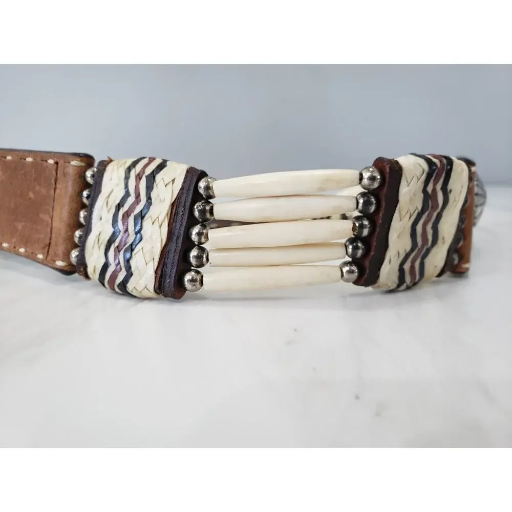 JUSTIN Belt 79207 Cowhide Western Bone‎ Silver Concho 90's Size 26” Vintage Boho